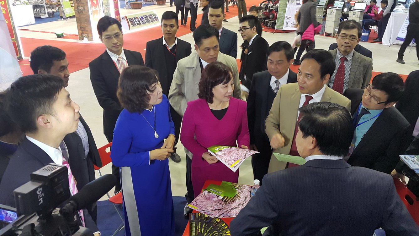 Vietravel giới thiệu tour tại Hội Chợ OCOP Quảng Ninh